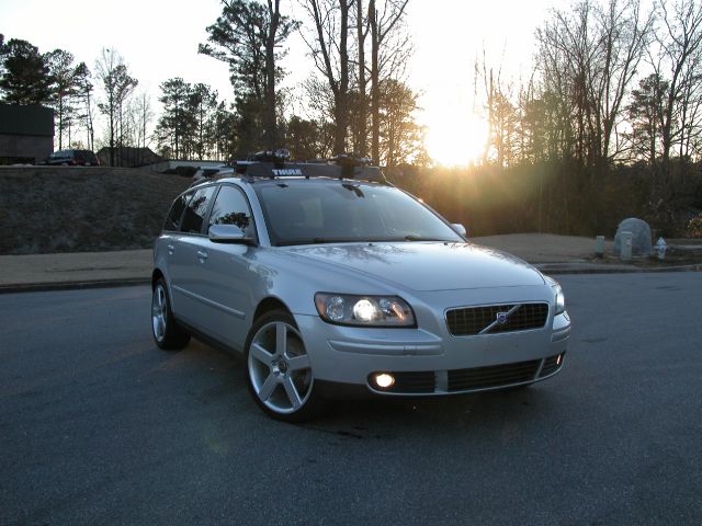 Volvo V50 2005 photo 2