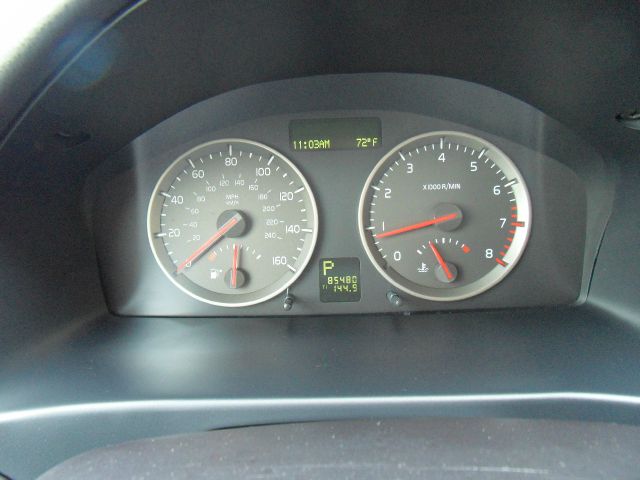 Volvo V50 2006 photo 19
