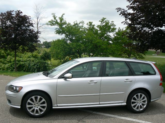 Volvo V50 2006 photo 1