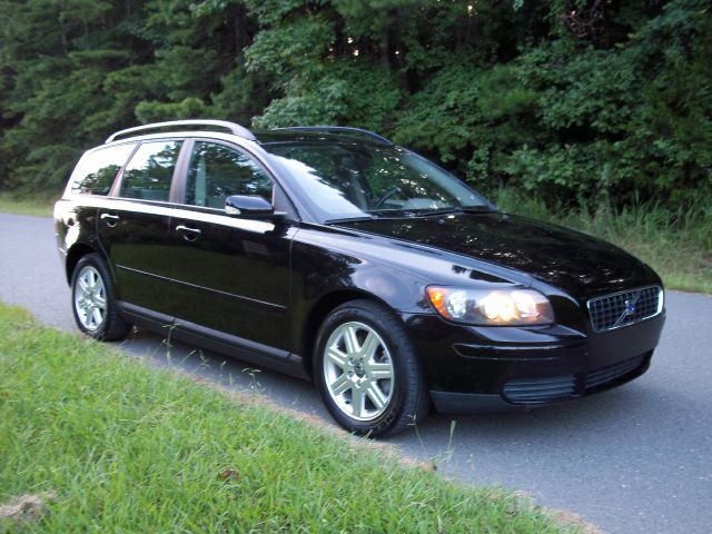 Volvo V50 2006 photo 2