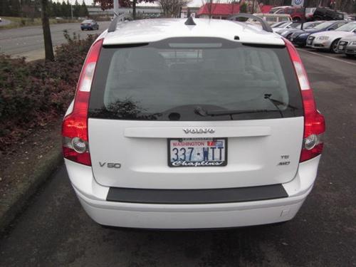 Volvo V50 2007 photo 2