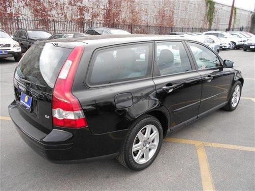 Volvo V50 2007 photo 2