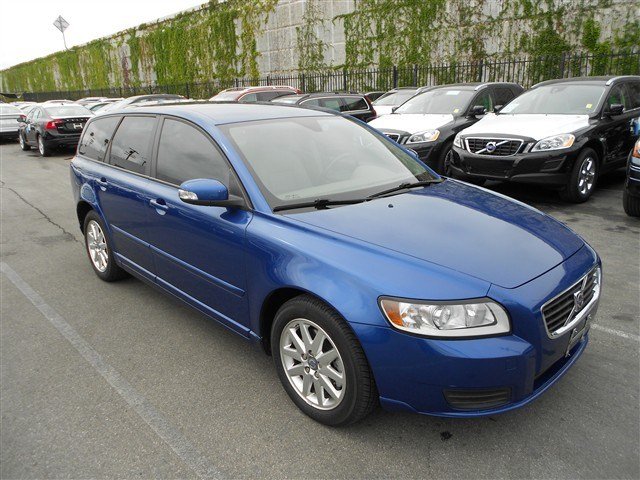 Volvo V50 2009 photo 2