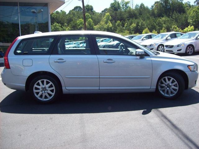Volvo V50 2009 photo 4