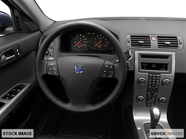Volvo V50 2010 photo 3