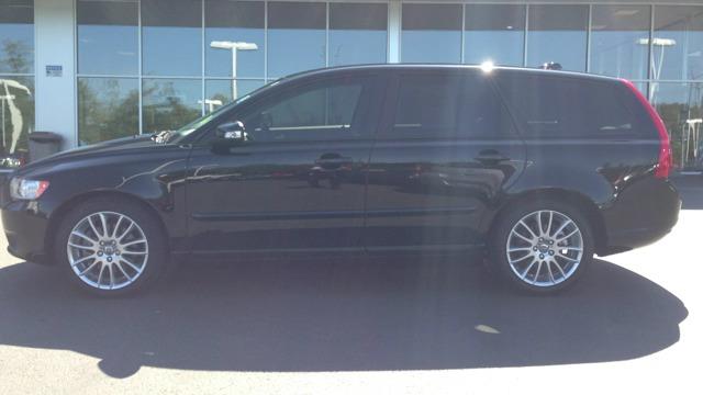 Volvo V50 2010 photo 3