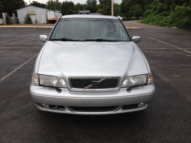 Volvo V70 1998 photo 1