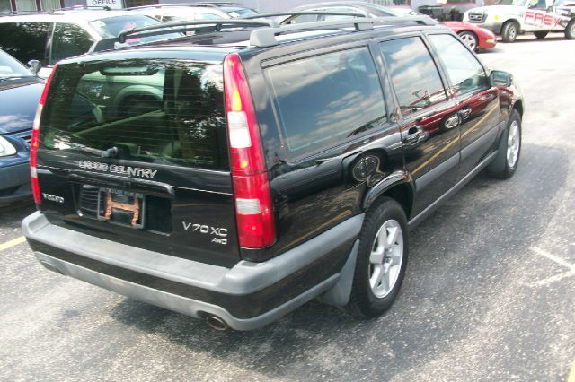 Volvo V70 1998 photo 1