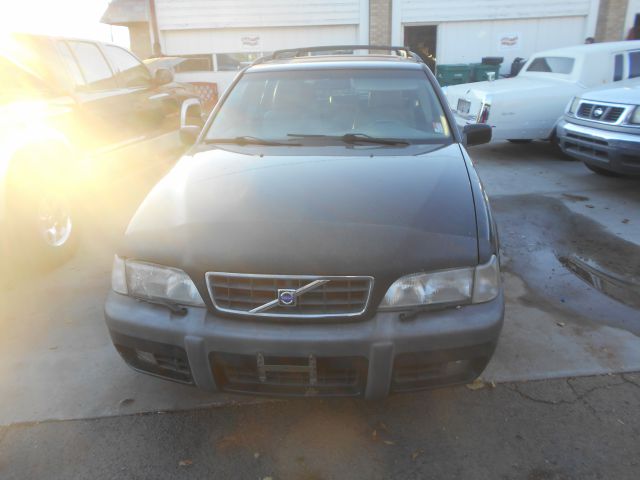 Volvo V70 1999 photo 1
