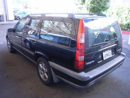 Volvo V70 1999 photo 1