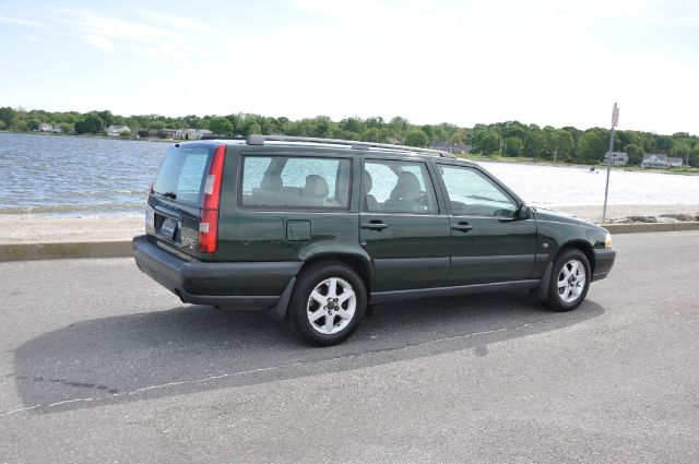 Volvo V70 1999 photo 22