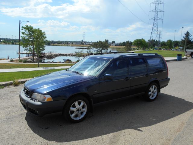 Volvo V70 2000 photo 4