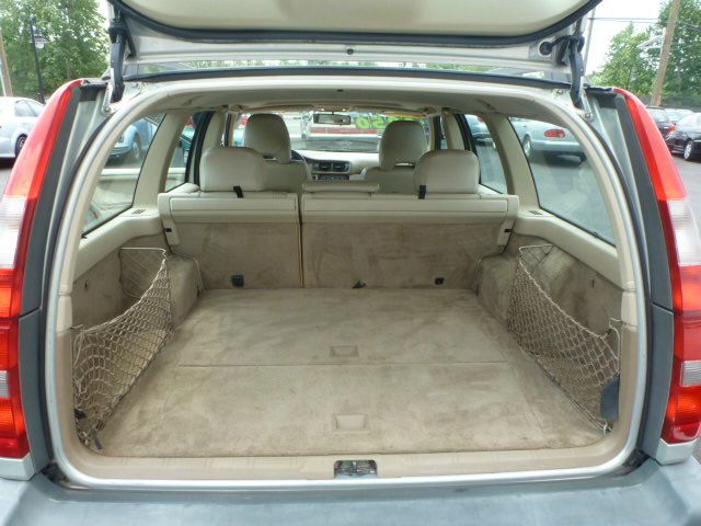 Volvo V70 EX - DUAL Power Doors SUV