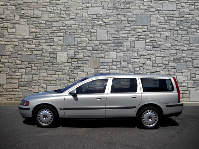 Volvo V70 I W/premium Pkg Unspecified
