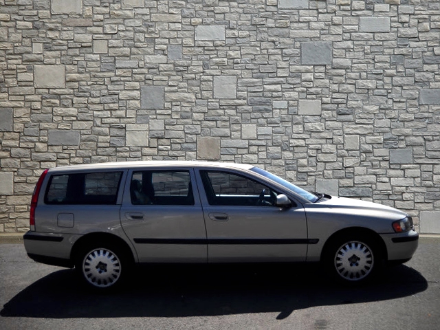 Volvo V70 2001 photo 1