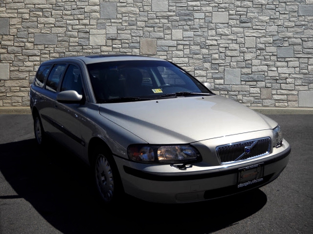 Volvo V70 2001 photo 2
