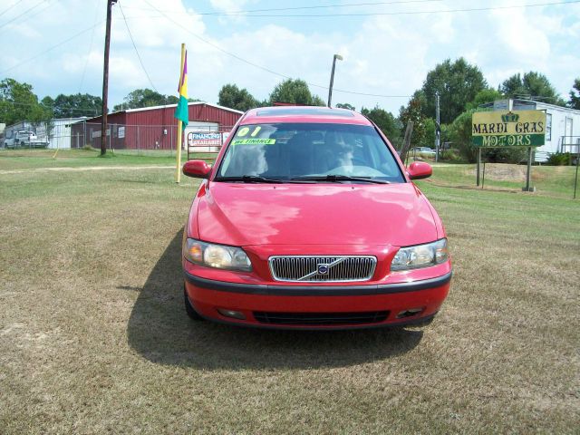 Volvo V70 2001 photo 1