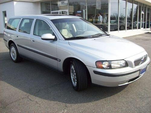 Volvo V70 2001 photo 2