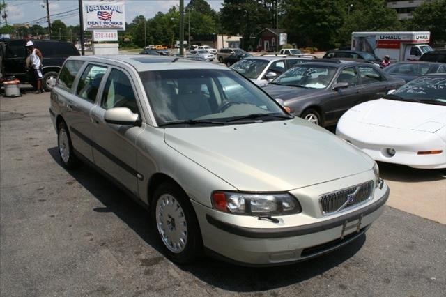 Volvo V70 2001 photo 6