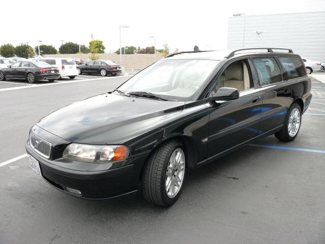Volvo V70 2001 photo 2