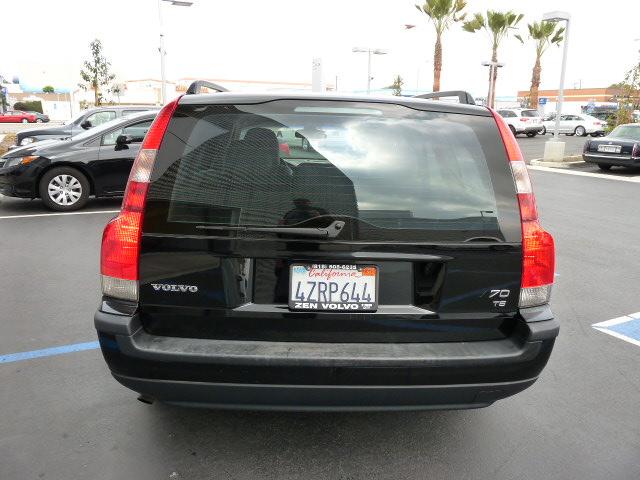 Volvo V70 2001 photo 4