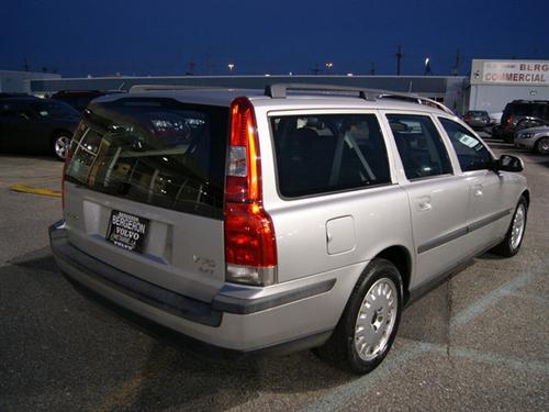 Volvo V70 I W/premium Pkg Other