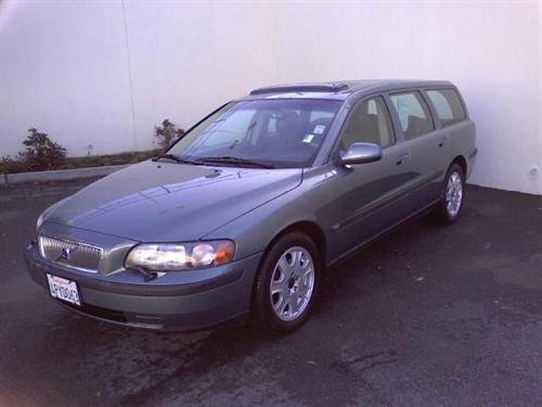 Volvo V70 2001 photo 2