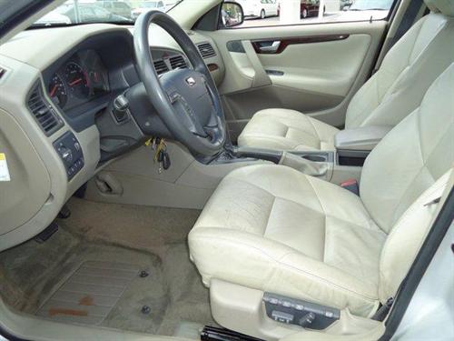 Volvo V70 2001 photo 5
