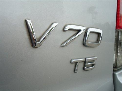 Volvo V70 2001 photo 2