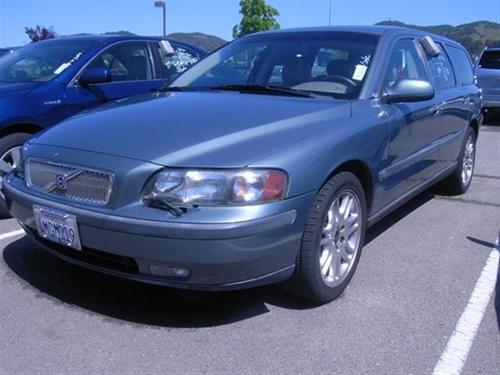 Volvo V70 2001 photo 2