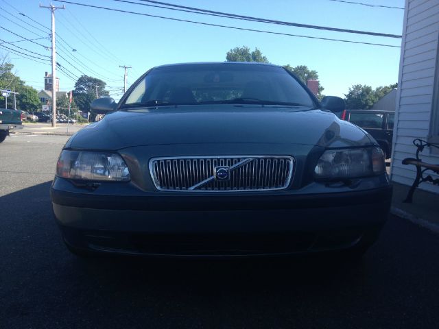 Volvo V70 2001 photo 1