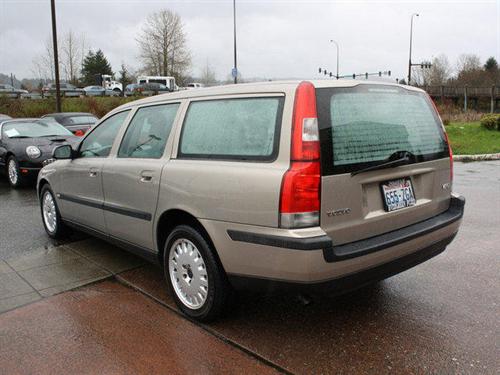 Volvo V70 2001 photo 2