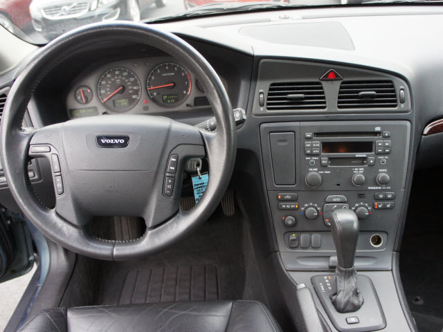 Volvo V70 2001 photo 3