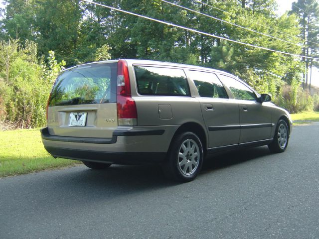 Volvo V70 2002 photo 3