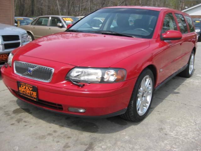 Volvo V70 2002 photo 1