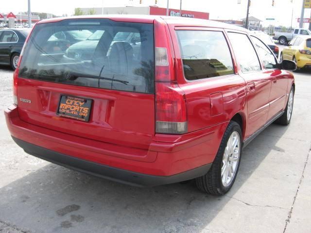 Volvo V70 2002 photo 4