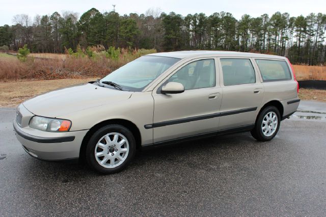 Volvo V70 2002 photo 4