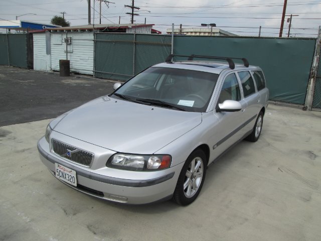Volvo V70 2003 photo 1