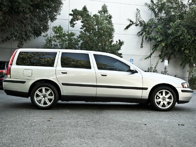 Volvo V70 2003 photo 3