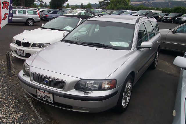 Volvo V70 2004 photo 3