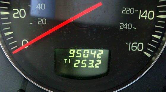 Volvo V70 2004 photo 2