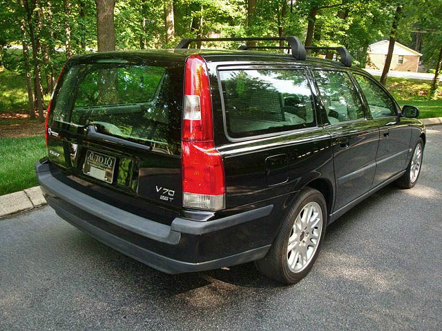 Volvo V70 2004 photo 9