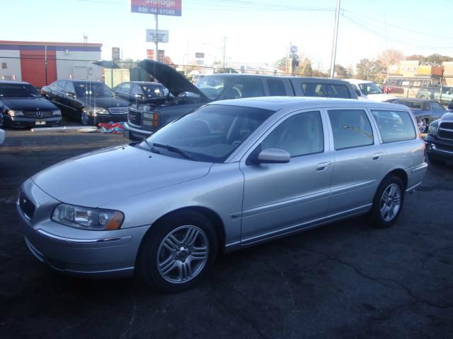 Volvo V70 2006 photo 1