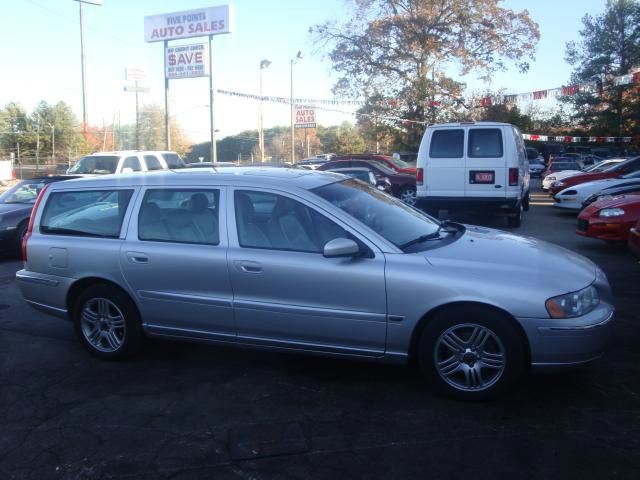 Volvo V70 2006 photo 2