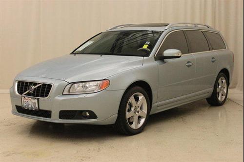 Volvo V70 2009 photo 2