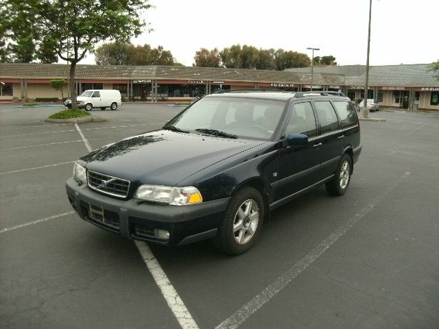 Volvo V70 XC 1999 photo 3
