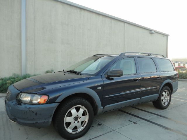 Volvo V70 XC 2001 photo 3