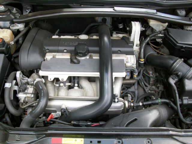 Volvo V70 XC EX - DUAL Power Doors SUV