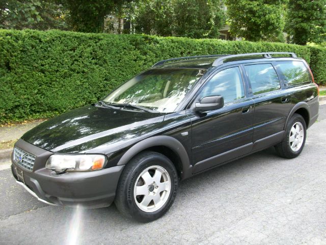Volvo V70 XC 2001 photo 23