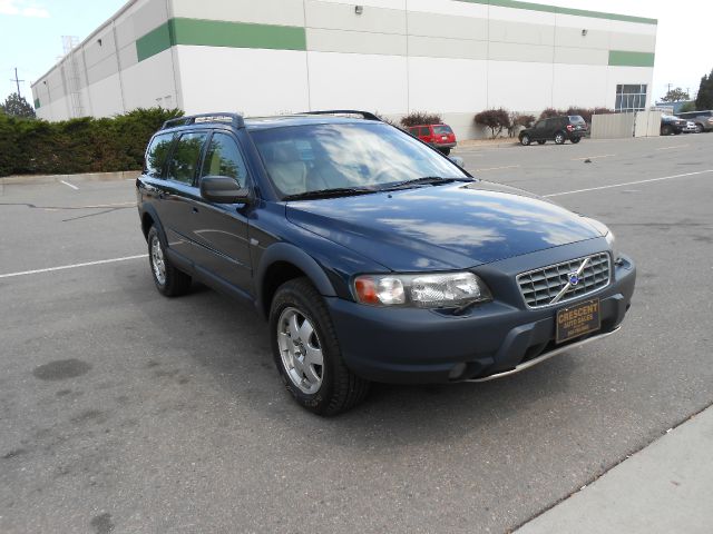 Volvo V70 XC EX - DUAL Power Doors SUV